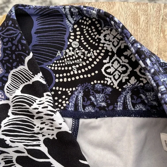 Athleta patchwork salutation 7/8 tights leggings - Picture 3 of 7